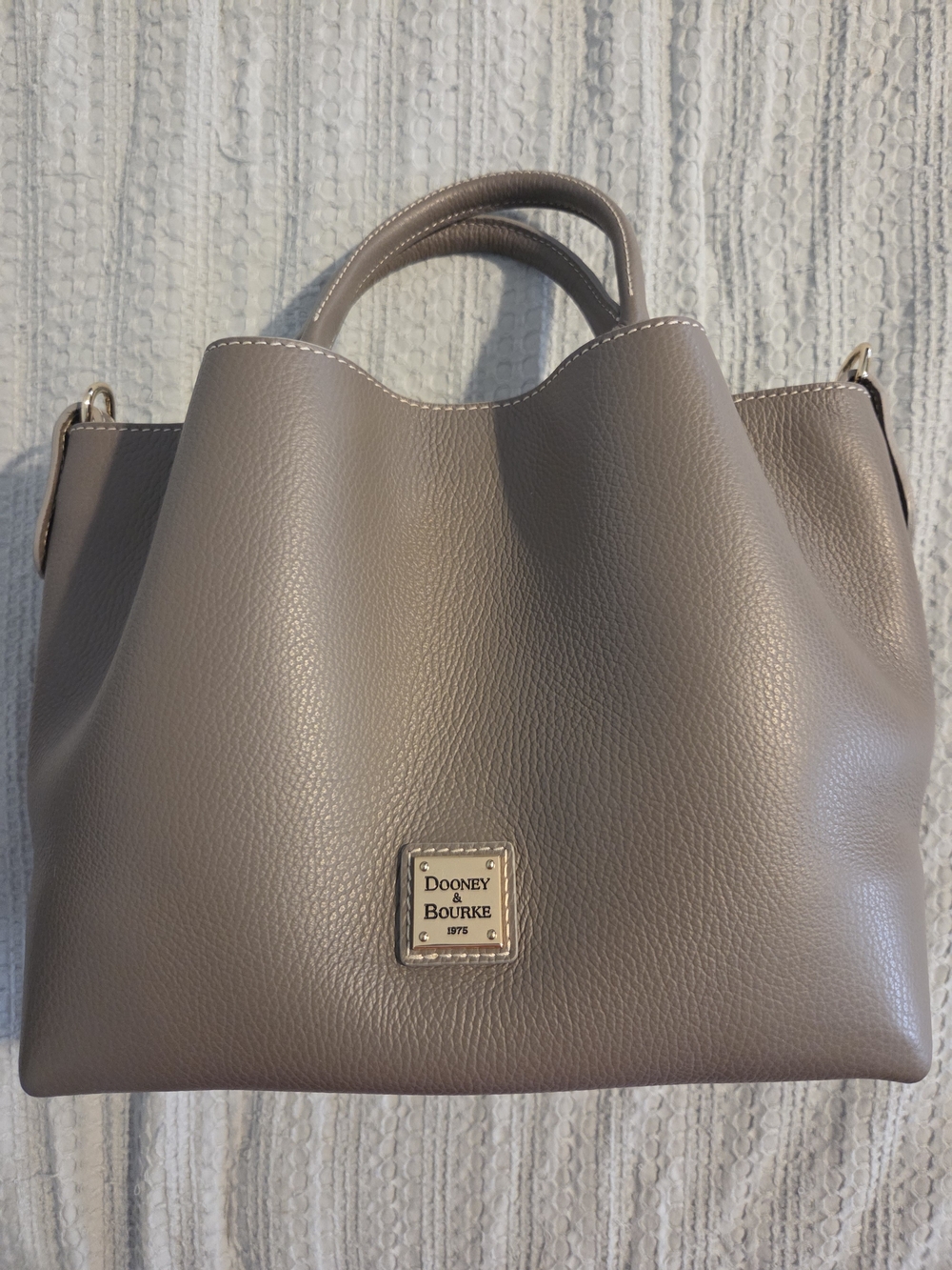 EUC Dooney & Bourke Lucca Leather Barlow In Elephant (Grey)